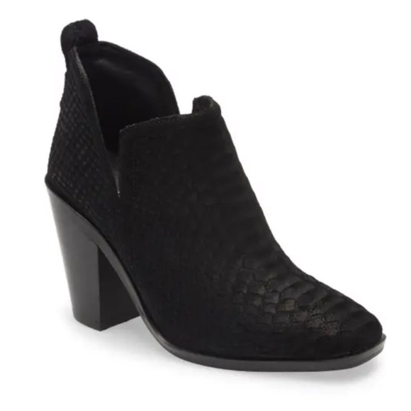 JEFFREY CAMPBELLNEW! Rosee Bootie in Black Suede Snake Leather Size 11